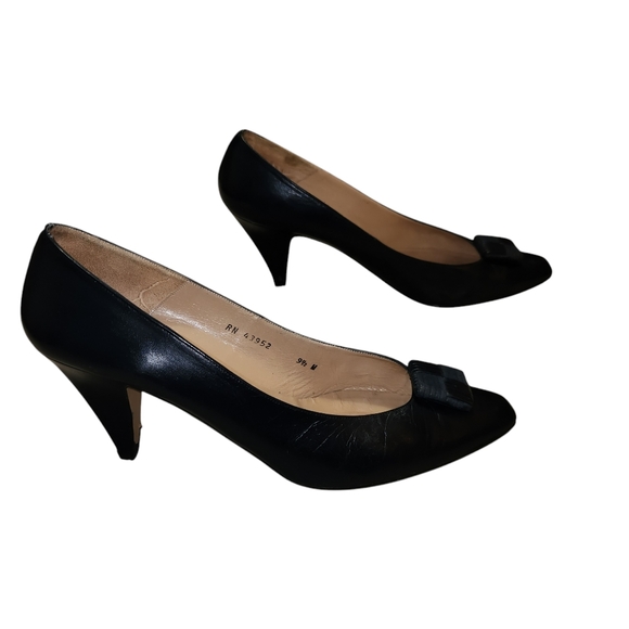 Lauren Alexandra Shoes - Lauren Alexandra Vintage Navy Blue Pumps